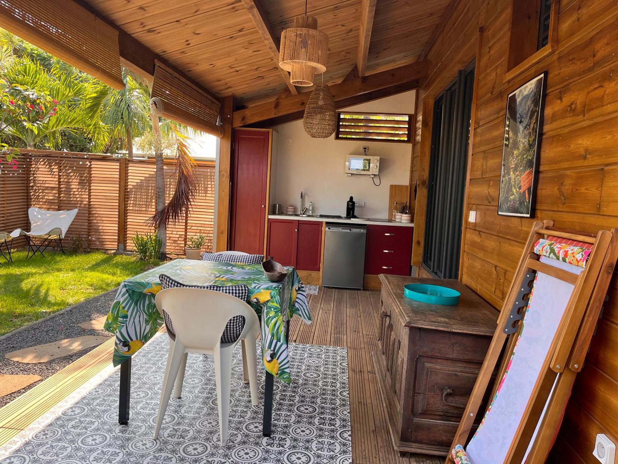 Bungalow Leu Gadiamb Saint-Leu Exteriör bild