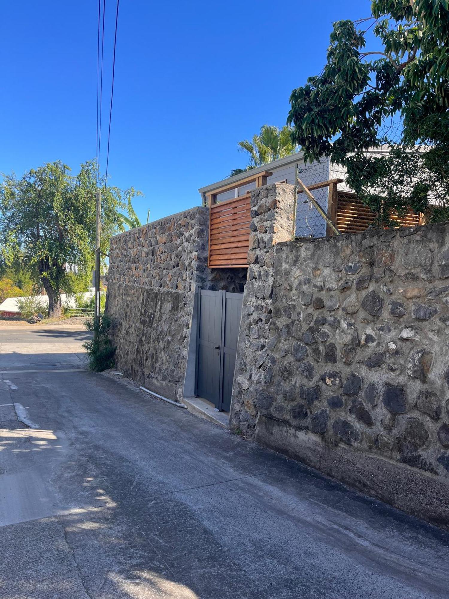 Bungalow Leu Gadiamb Saint-Leu Exteriör bild